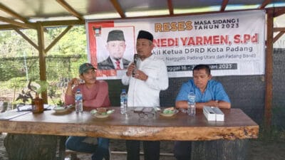 Reses I Awal 2023, Pimpinan DPRD Kota Padang Serap Aspirasi dan Sampaikan Informasi 3 Reses Arnedi Yarmen 1