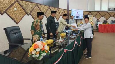 DPRD Kota Padang Paripurnakan Penutupan Masa Sidang I dan Buka Masa Sidang II 2023 4 Rapat Paripurna Penutupan Masa Sidang I dan Buka Masa Sidang II 2023