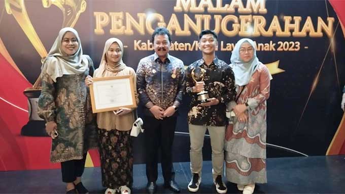 Lima Tahun Padang Panjang Juara Bersama Fadly Amran - Asrul