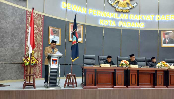DPRD Kota Padang Terima LKPj Walikota Tahun 2023, dengan Beberapa Catatan 2 Rapat paripurna DPRD Kota Padang terkait penyampaian pendapat akhir fraksi-fraksi dan rekomendasi terhadap LKPj Walikota Padang tahun 2023