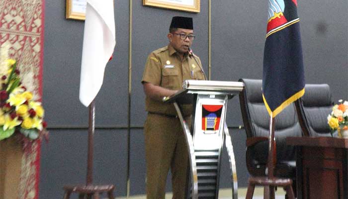Rapat Paripurna DPRD Kota Padang, Pj Sekdako Sampaikan Misi Pembangunan Ranperda RPJPD 2025-2045 3 Pj Sekdako padang, Yosefriwawan