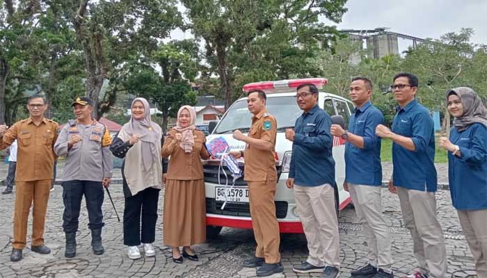 Puskeswan Sawahlunto Kini Miliki Ambulans Hewan 2 satu unit ambulans dari CSR PT. Bukit Asam kepada Pemerintah Kota Sawahlunto