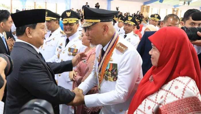 Mahyeldi - Vasko Ruseimy Resmi Menjadi Gubernur dan Wakil Gubernur Sumbar 2025-2030 2 Presiden Prabowo Subinto ucapkan selamat kepada Gubernur Sumbar, Mahyeldi