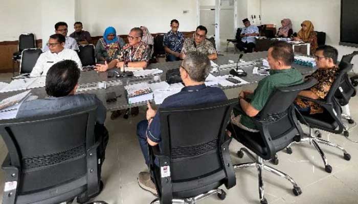 Pansus DPRD Kota Padang Bahas LKPJ Wali Kota TA 2024 3 Pansus II DPRD Kota Padang bahas LKPJ Wali Kota tahun anggaran 2024