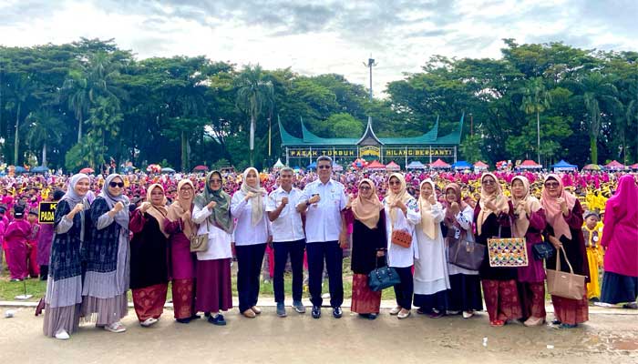 Tari Massal TK se-Kota Padang