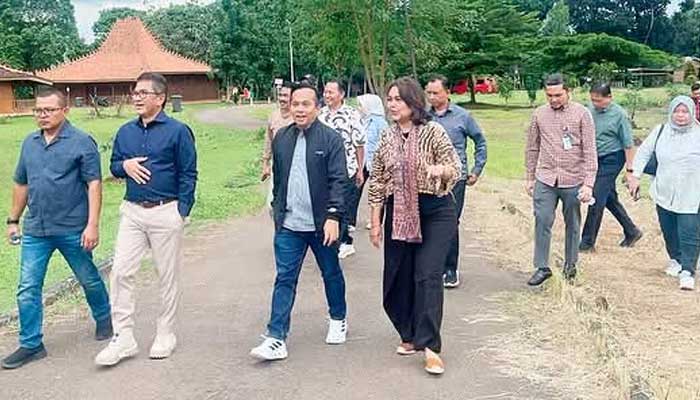 Revitalisasi Rumah Siti Nurbaya, Jajaran Bank Nagari Kunjungi Studio Alam TVRI Depok 2 Jajaran Bank Nagari Kunjungi Studio Alam TVRI Depok