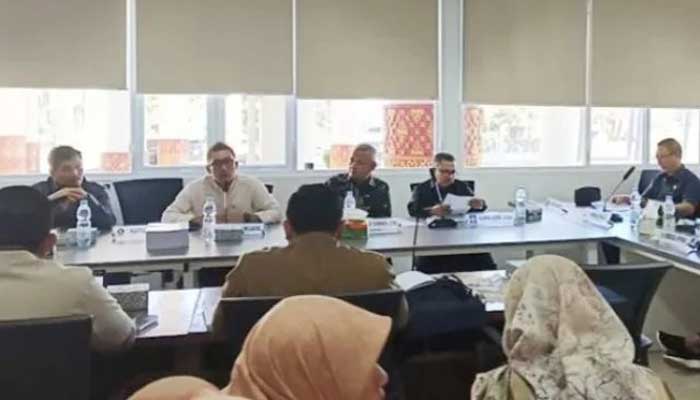 Bahas LKPD TA 2024 Bersama OPD Pemko, DPRD Kota Padang Sorot Tiga Pajak ini 3 DPRD Kota Padang Bahas LKPD TA 2024 Bersama OPD Pemko