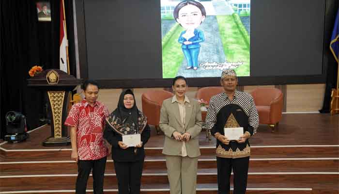 Sosialisasi Empat Pilar Kebangsaan, Amelia Anggraini: Mahasiswa Sebagai Agen Perubahan 2 Anggota MPR RI, Amelia Anggraini dalam kegiatan Sosialisasi 4 Pilar Kebangsaan di Semarang