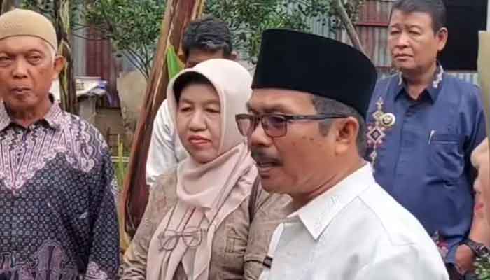 Hari Jadi Provinsi Sumbar ke-80, Disbuntanhor Galakkan Bantuan Benih dan Pupuk di 2025 2 Kepala Disbuntanhor Sumbar, Afniwirman
