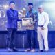 Senator Ahmad Nawardi Raih Anugerah Sapta Aghita 2025