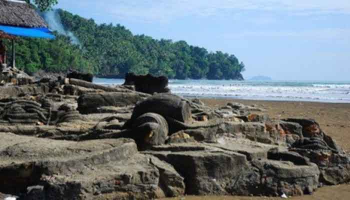 Pantai Air Manis