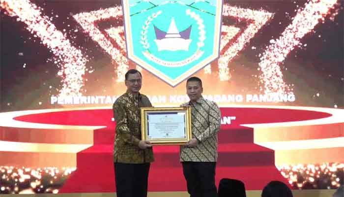 1 Tahun Kepemimpinan Hendri Arnis-Allex Saputra di Padang Panjang: Kerja Nyata Membangun Kota Serambi Mekah 3 1 Tahun Kepemimpinan Hendri Arnis-Allex Saputra di Padang Panjang