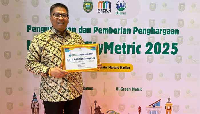 1 Tahun Kepemimpinan Hendri Arnis-Allex Saputra di Padang Panjang: Kerja Nyata Membangun Kota Serambi Mekah 3 1 Tahun Kepemimpinan Hendri Arnis-Allex Saputra di Padang Panjang