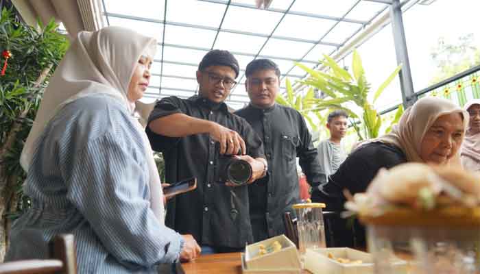 Pertamina Patra Niaga Sumbagut Bekali UMKM Binaan dengan Pelatihan Fotografi Produk