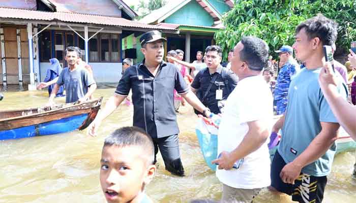 Refleksi 1 Tahun Kepemimpinan Mahyeldi-Vasko: Membangun Lebih Baik, Lebih Tangguh dan Lebih Adaptif terhadap Bencana 2 Refleksi 1 Tahun Kepemimpinan Mahyeldi-Vasko