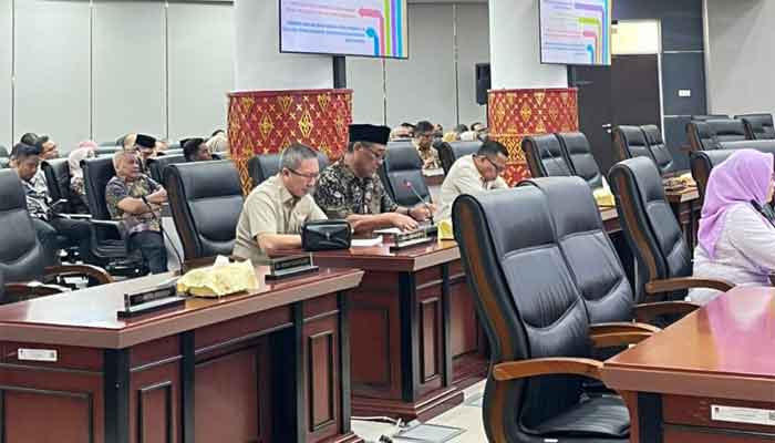 Sosialisasi Mekanisme Pokir, Anggota DPRD Kota Padang Dibekali Teknis Penginputan Usulan SIPD RI 3 Sosialisasi Mekanisme Pokok-pokok Pikiran DPRD Kota Padang