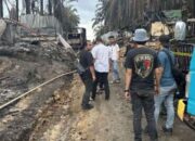 Polda Sumsel Gercep Tangani Kebakaran Hebat Sumur Minyak Ilegal di Lahan HGU PT Hindoli di Desa Tanjung Dalam Muba