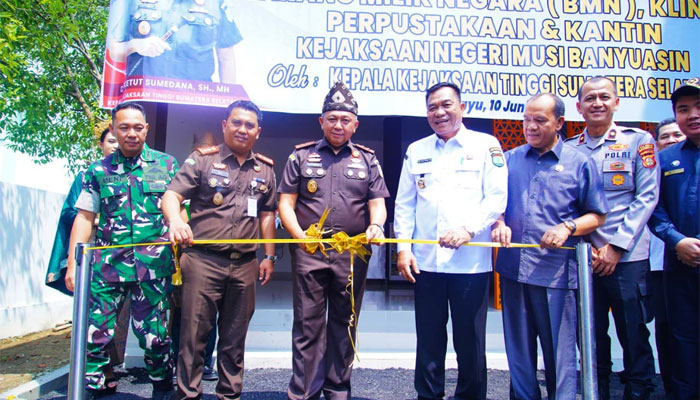 Bupati Muba Perkuat Sinergi Penegakan Hukum dan Pembangunan Daerah dengan Kajati Sumsel