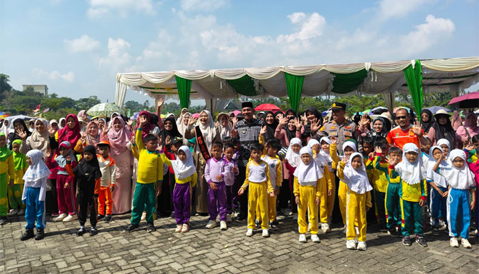 Bupati Safni Buka HUT IGTKI-PGRI Limapuluh Kota