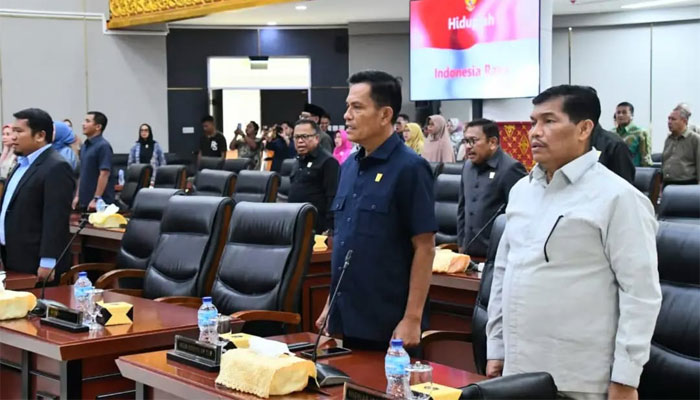 Maigus Nasir Sampaikan Ranperda Pertanggungjawaban Wali Kota Atas Pelaksanaan APBD TA 2025 ke DPRD Kota Padang 3 Penyampaian Ranperda Pertanggungjawaban Wali Kota Atas Pelaksanaan APBD TA 2025 ke DPRD Kota Padang