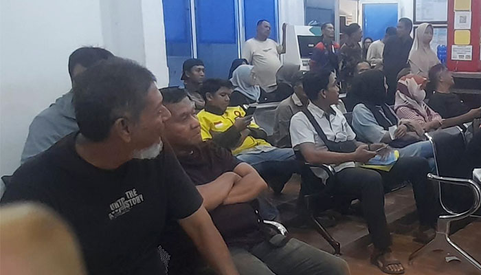 Jelang SPMB, Disdukcapil Kota Tanjungpinang Kewalahan Layani Permohonan Pindah Domisili 1 Antrean warga mengurus data kependudukan di Disdukcapil Kota Tanjungpinang